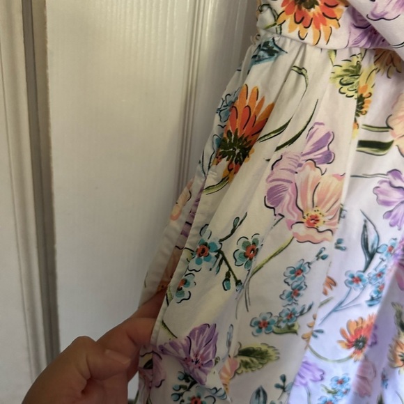 Crown & Ivy Women’s Floral Dress Size Medium - Picture 7 of 11